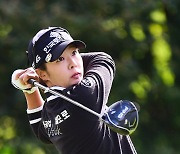 박지영, KLPGA 투어 2023시즌 개막전 2R 단독선두, 8개월만에 통산 5승 도전