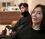 '한정민♥' 조예영 "오늘도 우린 올블랙"…애정 과시 '매일 럽스타'
