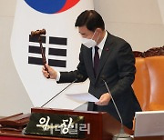 [포토]'이상민 행안부 장관 해임안 본회의 통과'