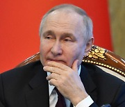 푸틴, 서방 유가상한제 시행에 "수출 안 해" 맞불