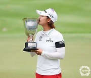 Park Ji-young wins opening match of 2023 KLPGA season