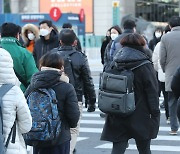 [기업 감원이 몰려온다④]3년치 연봉 준다지만…"희망퇴직 안해요"