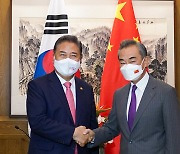 한중 이번주 초 외교장관 회상회담...북핵 협조·한한령 해제 주목