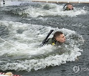 Russia Military Ice Swimming