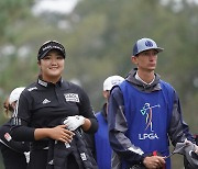 유해란, LPGA Q-시리즈 '수석' 합격…희비 엇갈린 선수들(종합)