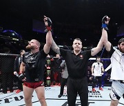 '그건 강도질'. 이해 못할 판정에 울고 웃은 안칼라예프와 핌블렛-UFC282