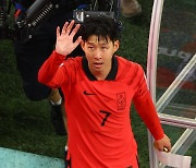 [카타르] 손웅정 "손흥민, 월드컵 뛰려 수술 날짜 앞당겨"