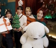 위아이, 크리스마스에도 루아이 생각뿐…‘Gift For You’ MV 티저 공개
