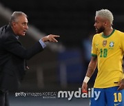 '월드컵 8강 탈락' 네이마르 "치치는 지루한 감독이었다"