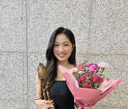 김혜윤, 아이유∙고윤정 제치고 신인여우상 2관왕 "안주하지 않겠다"