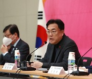 정진석 “내년 3월초 전당대회 치러야···당원 역할·권한 반영”
