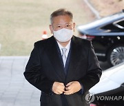 '해임건의 대응' 고위당정에 이상민도 참석…'尹 거부권' 시사?