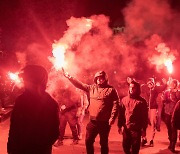 코소보와 헤어질 결심 못하는 세르비아에 계속되는 집회