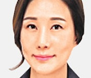 한국언론법학회장 윤성옥 교수