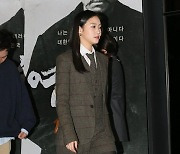 [포토] 김고은, '힙한 정장 스타일'
