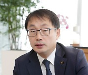 구현모 KT 대표 연임 적격 판단…복수 후보 검토 요청