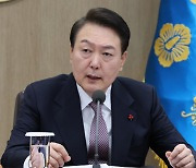 ‘윤석열 vs 이재명’ 싸움 되며 출구 찾기 어려워진 예산안 협상