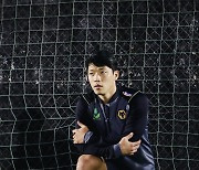 울버햄튼 포르투갈 동료 “황희찬 한국축구 영웅”