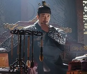 권상우, 왕→안중근 의사까지 1인 N역…역시 천만 배우('스위치')