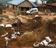 폭우로 산사태 발생한 민주콩고 킨샤사
