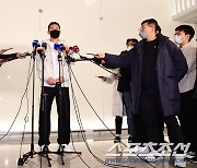 [포토] 김민재를 향한 뜨거운 취재 열기