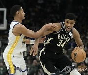 NBA 밀워키, 디펜딩챔프 골든스테이트 제압…아데토쿤보 30점