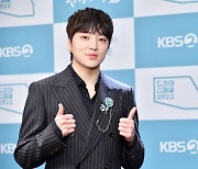 ‘팬티의 계절’ PD “강승윤, 비싼 차 몰고 떡볶이 사올 것 같은 느낌”