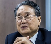 [고견을 듣는다] 대외경제연 산파 역할… 韓 `경제영토` 확장 이끈 통상·협상전략 전문가