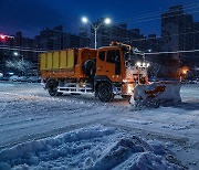 '아침 최저 -15도' 동장군 맹위…제주 최대 50㎝ 폭설