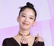 [포토] 아이린, '예쁘게 하트~' (2022 SBS 연예대상)