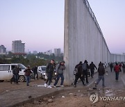 YE Behind the Lens - Israel's Barrier