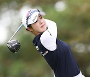 김재희 프로의 유연한 드라이버 샷 [KLPGA]