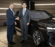 이재용, BMW 회장 만나 ‘전기차 배터리 협력 강화’ 다졌다