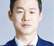 열공하는 ‘회장님’…“채권보다는 현금 확보를”