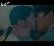 ‘환혼2’ 이재욱, 고윤정 정소민으로 보고 동침 ‘키스’ (종합)