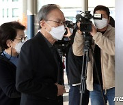 정무수석, 사면 앞둔 MB 병문안…대통령실 "본연의 업무 한 것"