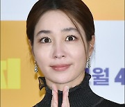 '스위치' 이민정, 권상우와 딥키스에…"♥이병헌, 子가 볼 수 있을지 판단하라고"