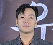 ‘유령’ 박해수 “100% 일본어 대사 두려웠지만‥수능 공부하듯 외워”