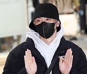 SF9 재윤 ‘깜찍한 손인사’[포토엔HD]