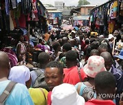 ZIMBABWE CHRISTMAS SHOPPING