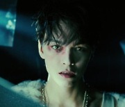 세븐틴 버논, 믹스테이프 ‘Black Eye’ MV 티저 공개…23일 공개