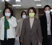 주호영에 항의한 심상정 “대국민 약속인데 ‘파업해서 무효’라니”