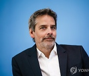 독일, 중국에 화이자 코로나19 백신 보내…첫 외국산 백신