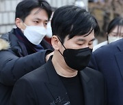 Ex-CEO of YG acquitted of blackmailing drug scandal whistleblower