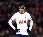 Masked Son Heung-min makes brief appearance in Nice friendly