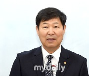 [MD포토] 이만수 전 감독 '제6회 이만수 포수상 및 홈런상을 발표합니다'