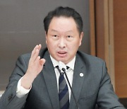 Chey Tae-won Questions Effectiveness of a Uniform Corporate Tax Cut