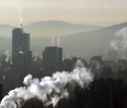 복사용지부터 활동비 감축까지…재계 '비상경영' 확산