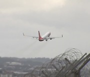 ‘개점휴업’ 제주공항 정상화…항공기 운항 재개