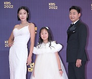 이천수&심하은 부부, 딸과 함께 KBS연예대상 나들이[포토엔HD]